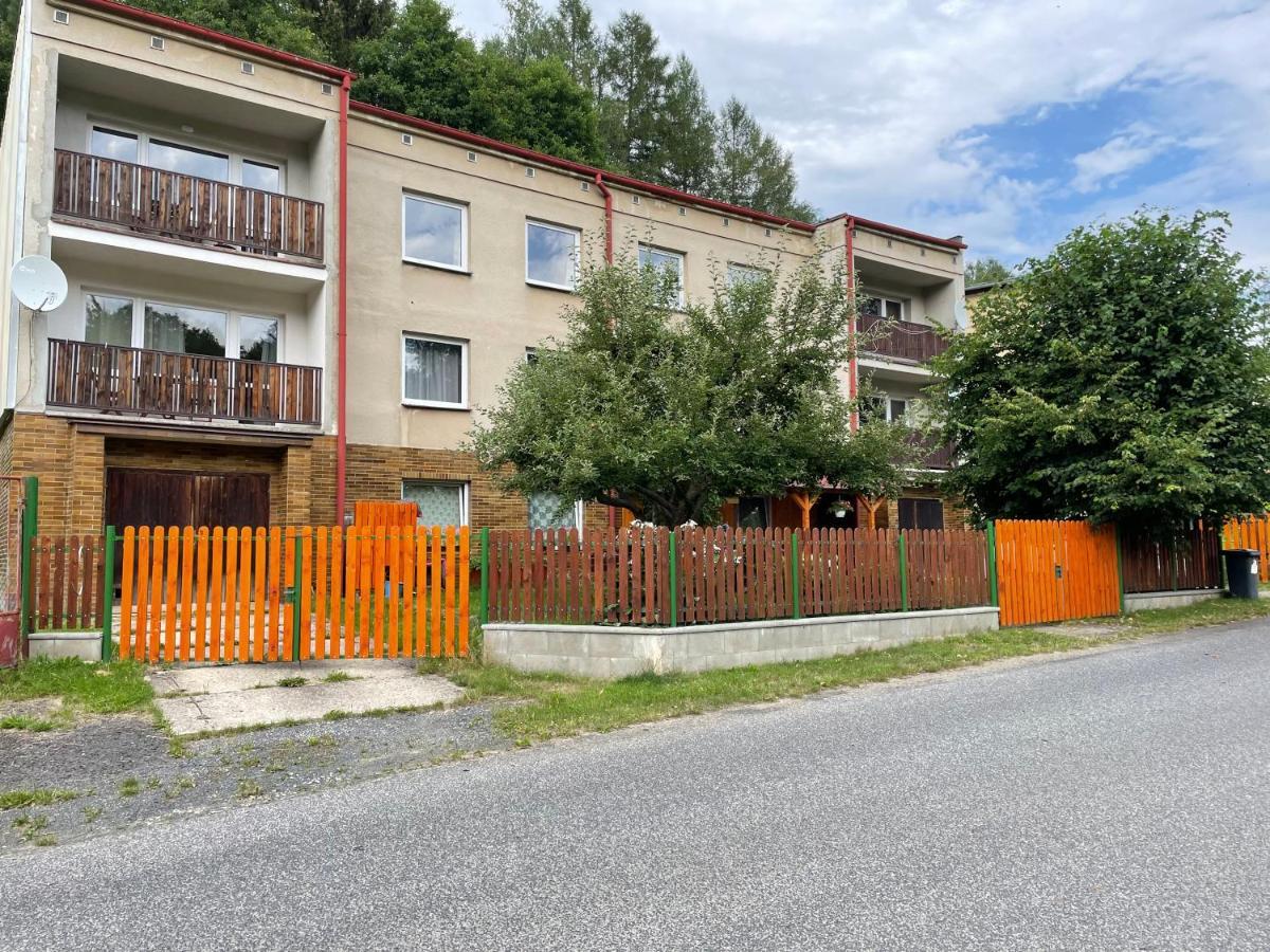 Apartmany Pod Prehradou Chřibská Extérieur photo